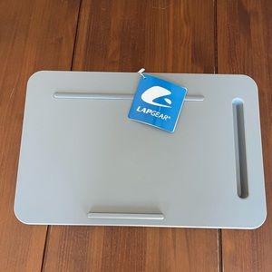 Laptop desk